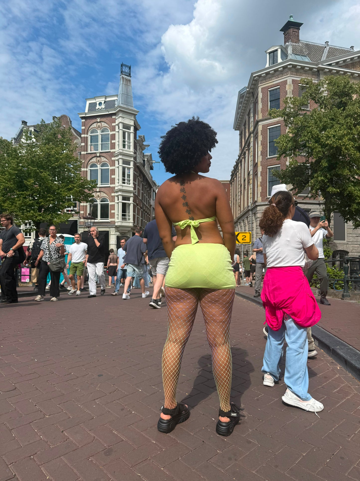 NON-SLIP MINI SKIRT
